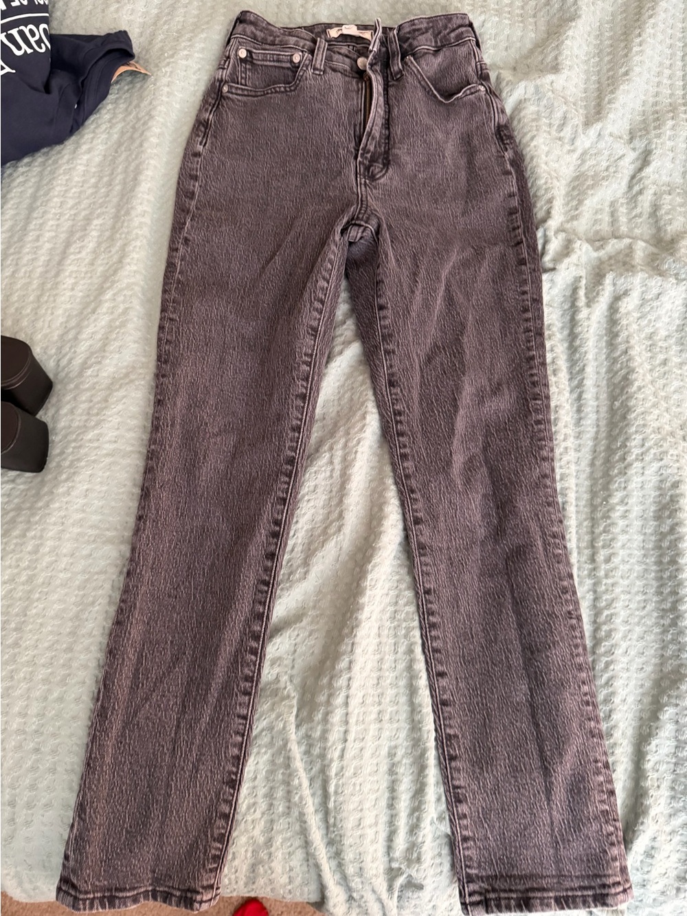 Madewell Curvy Straight-Leg Jeans in Washed Charcoal